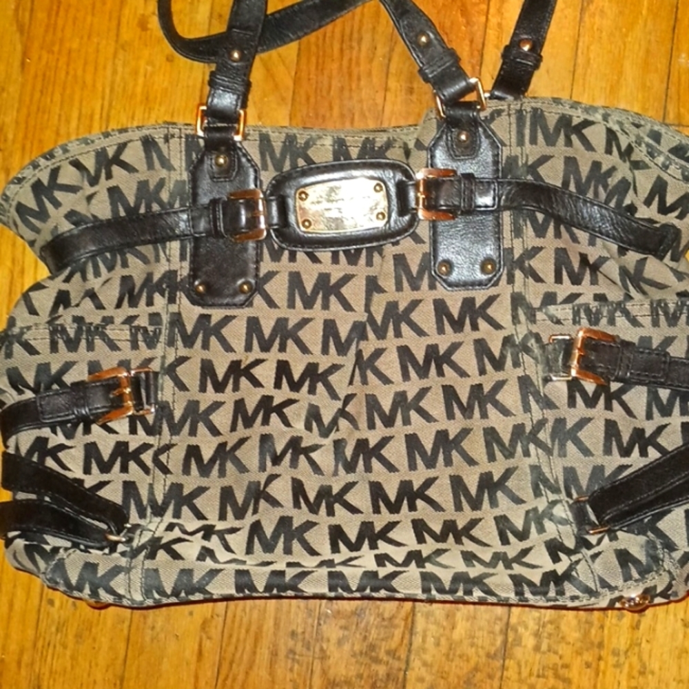 Michael Kors shoulder bag